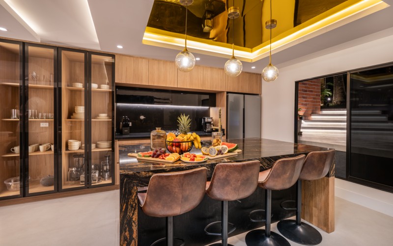 High-Yield Opportunity: Invest in Medellín’s Premier Luxury Villa