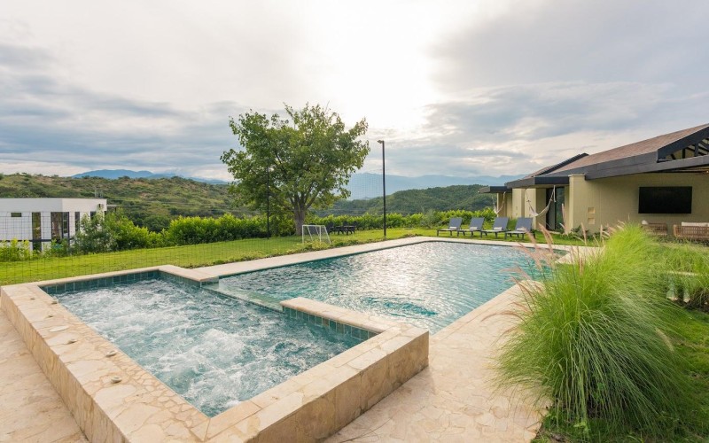Luxury Living or Investment: Your San Jerónimo Oasis