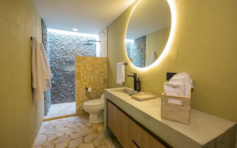 Luxury Living or Investment: Your San Jerónimo Oasis