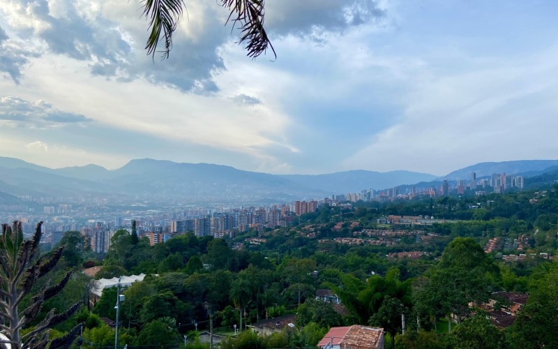 DAILY RENTALS. A Perfect Blend of Luxury and Serenity: Invest in Your Envigado Duplex Retreat