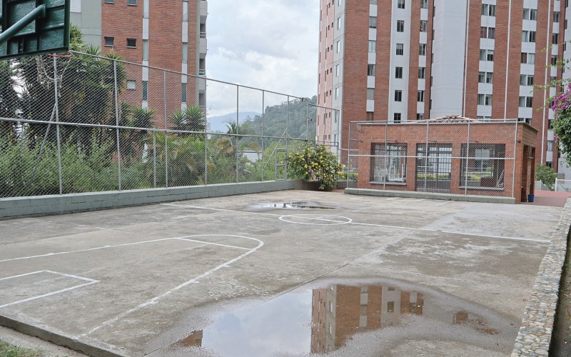 Apartment in Torres de San Diego Medellín - Spacious, Modern, and Full of Amenities