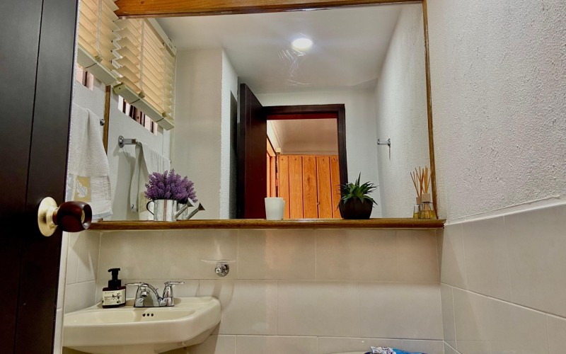 Spacious 215m2 Apartment in Exclusive Gated Community with Terrace and 4 Bedrooms in El Poblado
