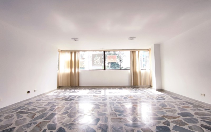 Modern 3-Bedroom Apartment for Sale in Medellín – Ideal for Professionals and Families