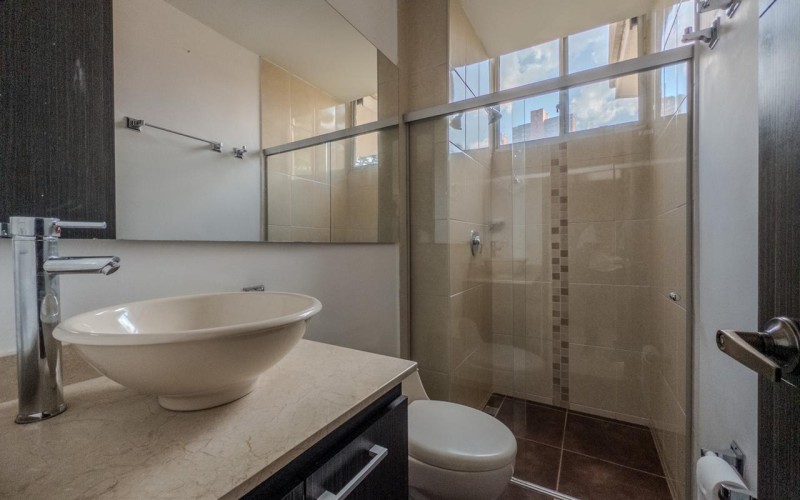 CASTROPOL 3 Bedroom Apartment in El Poblado