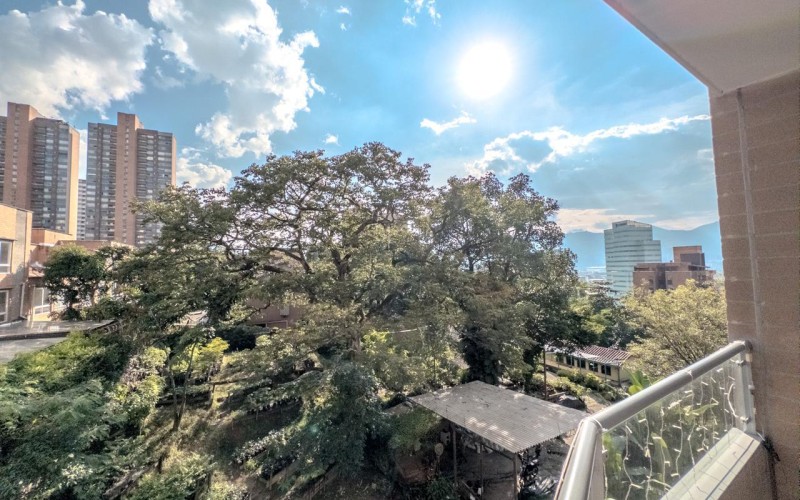 CASTROPOL 3 Bedroom Apartment in El Poblado