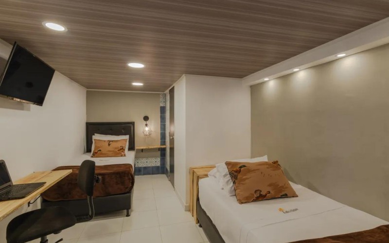 Highly Profitable Hotel in El Poblado – Prime Location Near El Tesoro