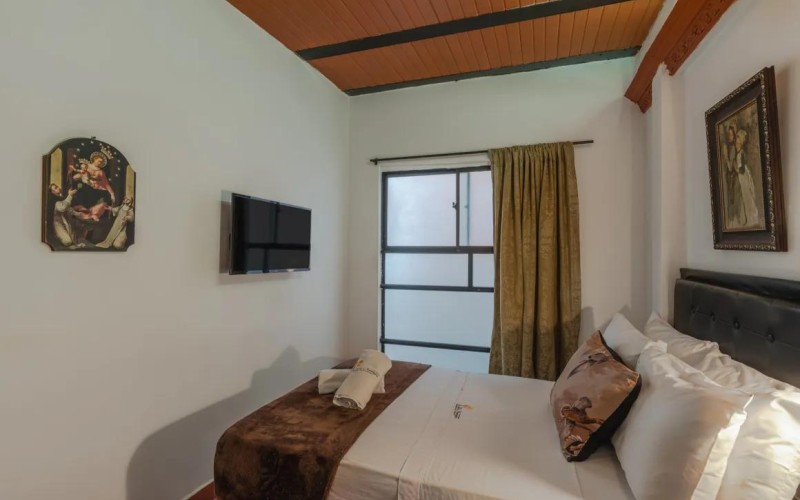 Highly Profitable Hotel in El Poblado – Prime Location Near El Tesoro