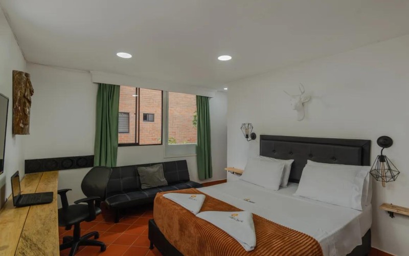 Highly Profitable Hotel in El Poblado – Prime Location Near El Tesoro