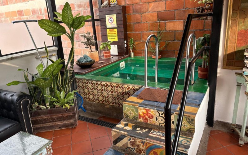 Highly Profitable Hotel in El Poblado – Prime Location Near El Tesoro