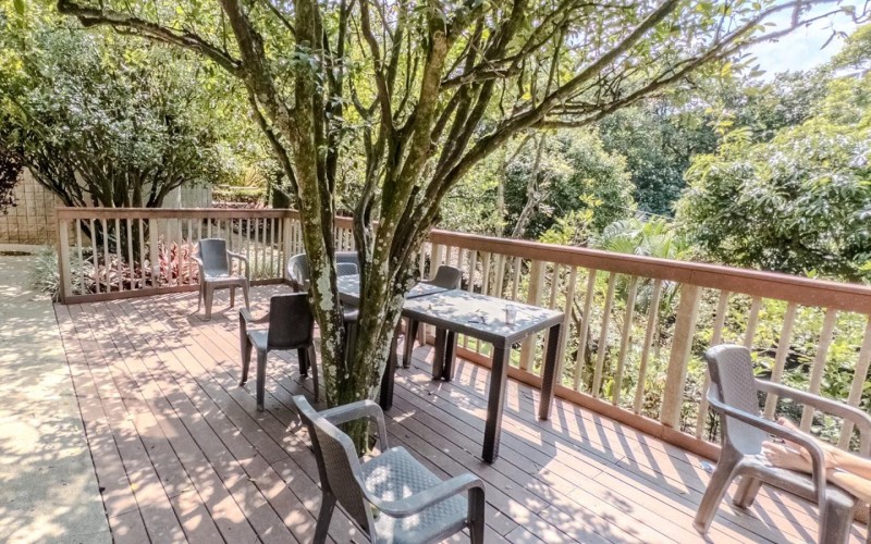 Spacious 3-Bedroom Apartment in El Poblado with Amenities, Strategic Location
