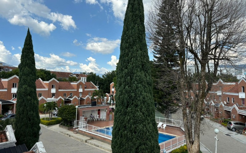 House for Sale in La Mota, Medellín – Perfect for Your Family