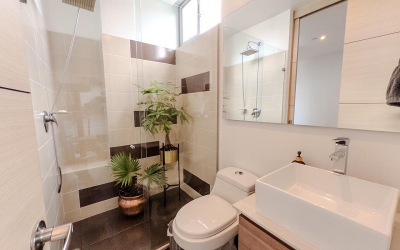 Modern 2-Bedroom Apartment in the Heart of El Poblado – Prime Location!