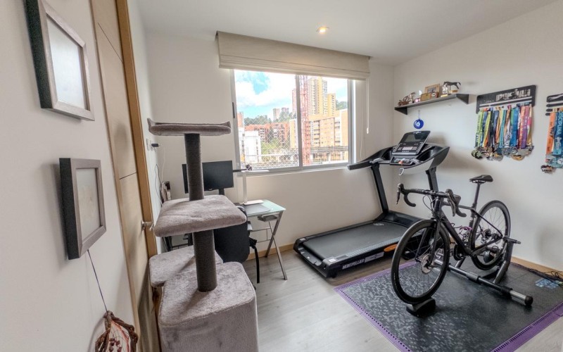 Modern 2-Bedroom Apartment in the Heart of El Poblado – Prime Location!