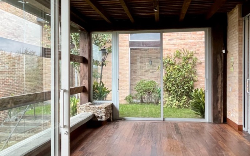 Exclusive House for Sale in Alto de Las Palmas