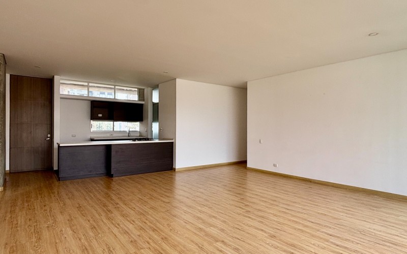 Luxury Apartment for Sale – Medellín, Near Provenza