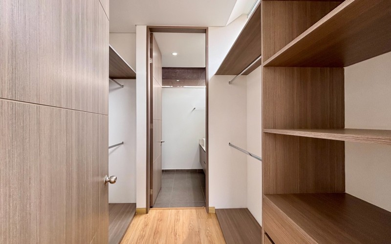 Luxury Apartment for Sale – Medellín, Near Provenza