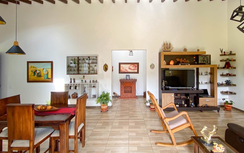 Paradise in Girardota: Finca Villa Al’ser – Luxury, Nature & Investment Potential (3,820 m²)