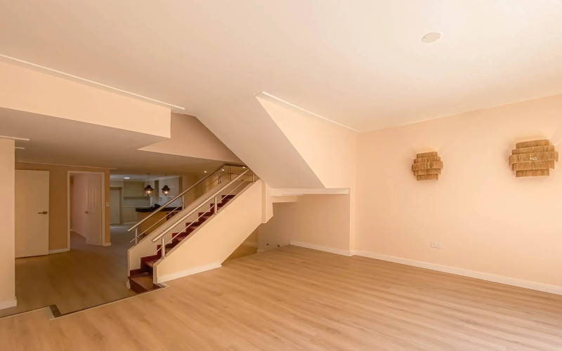 Exclusive Duplex in Laureles – 4 Bedrooms, Spacious Layout, and Prime Location