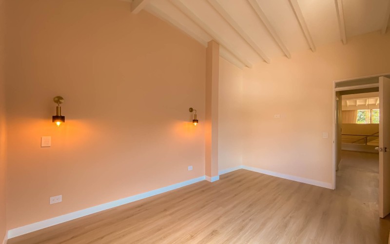 Exclusive Duplex in Laureles – 4 Bedrooms, Spacious Layout, and Prime Location