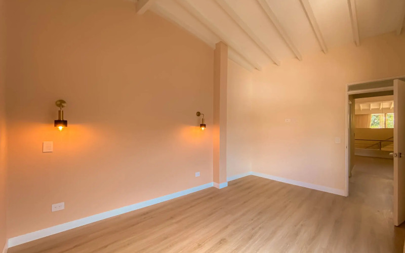 Exclusive Duplex in Laureles – 4 Bedrooms, Spacious Layout, and Prime Location