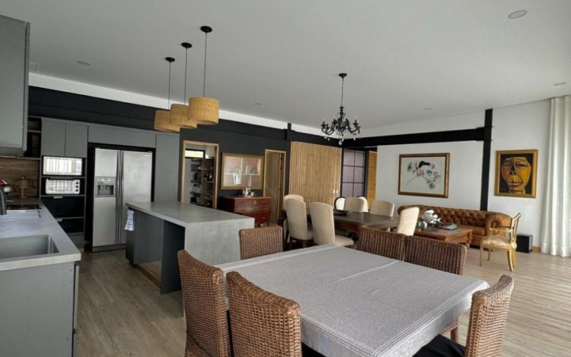 Luxury House in Alto de Las Palmas Medellín | Premium Rental Investment with Panoramic Views