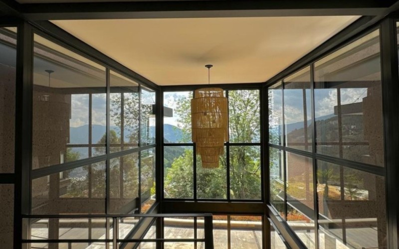 Luxury House in Alto de Las Palmas Medellín | Premium Rental Investment with Panoramic Views