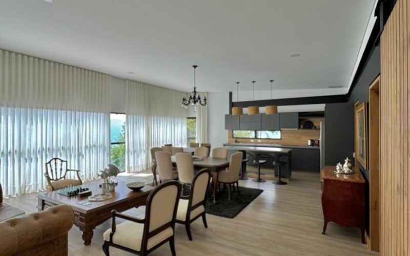 Luxury House in Alto de Las Palmas Medellín | Premium Rental Investment with Panoramic Views