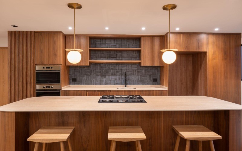 Renovated Luxury Apartment in El Tesoro, Medellín – Modern Elegance and Absolute Comfort