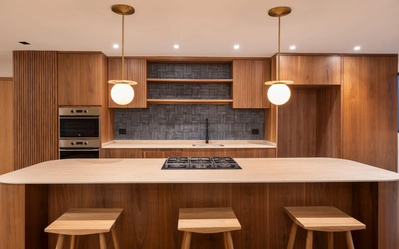 Renovated Luxury Apartment in El Tesoro, Medellín – Modern Elegance and Absolute Comfort