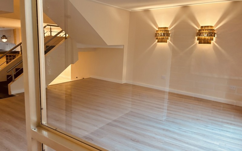 Exclusive Duplex in Laureles – 4 Bedrooms, Spacious Layout, and Prime Location