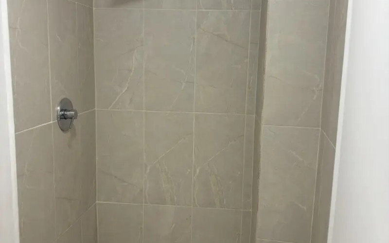 Exclusive Duplex in Laureles – 4 Bedrooms, Spacious Layout, and Prime Location