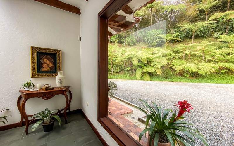 Casa campestre en El Retiro, Antioquia – 6.000m² de Naturaleza Pura.