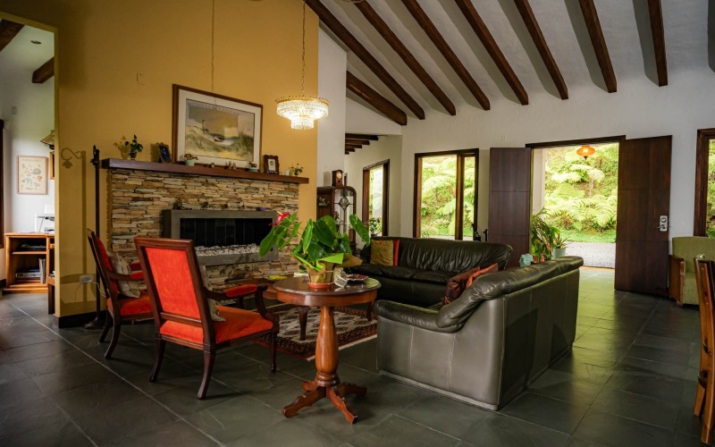 Casa campestre en El Retiro, Antioquia – 6.000m² de Naturaleza Pura.