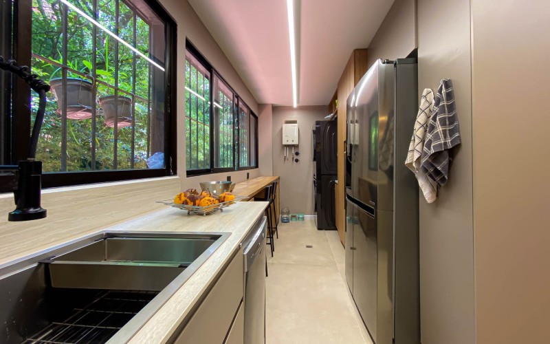 Renovated Triplex in Medellín | 125m² | Near Provenza, Surrounded by Nature and Privacy