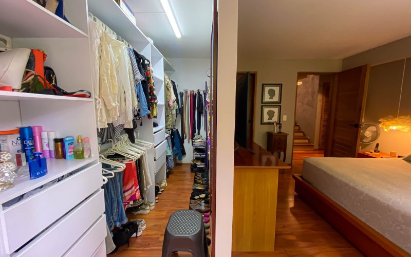 Renovated Triplex in Medellín | 125m² | Near Provenza, Surrounded by Nature and Privacy