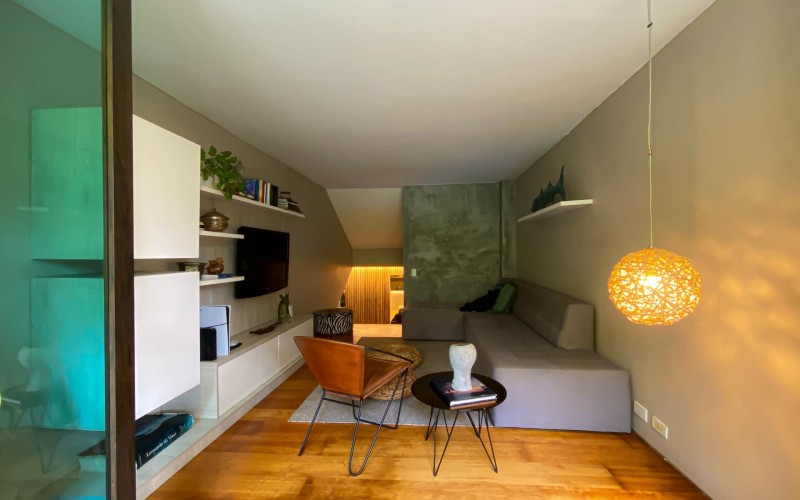 Renovated Triplex in Medellín | 125m² | Near Provenza, Surrounded by Nature and Privacy
