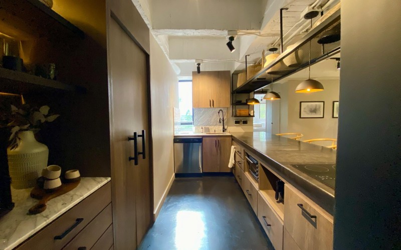 Renovated Apartment in El Poblado, Medellín | 104m² | 1 Bedroom | Pool & Gym