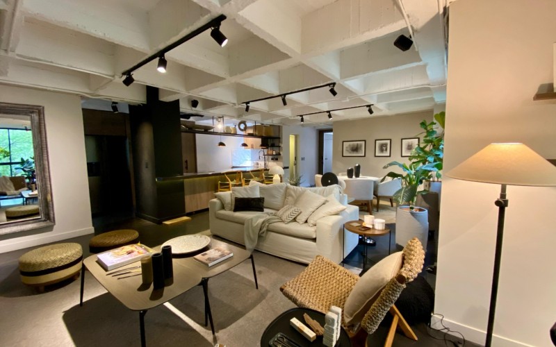 Renovated Apartment in El Poblado, Medellín | 104m² | 1 Bedroom | Pool & Gym