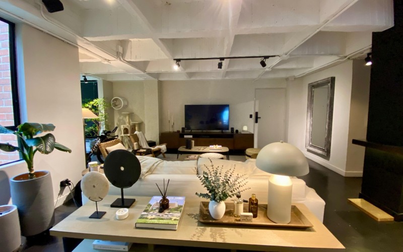 Renovated Apartment in El Poblado, Medellín | 104m² | 1 Bedroom | Pool & Gym