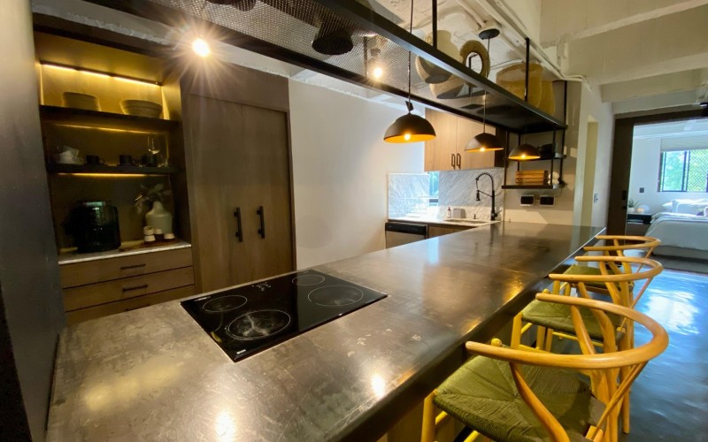 Renovated Apartment in El Poblado, Medellín | 104m² | 1 Bedroom | Pool & Gym