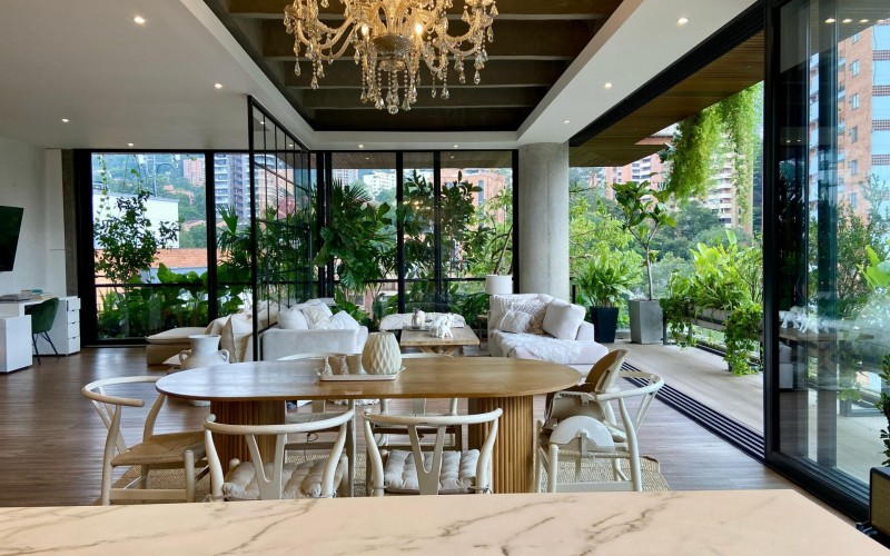 Exclusive Luxury Apartment in Medellín | 242m² | Balcony and Private Elevator