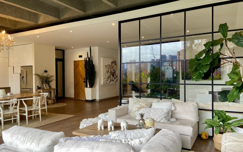 Exclusive Luxury Apartment in Medellín | 242m² | Balcony and Private Elevator