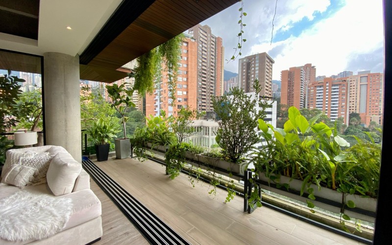 Exclusive Luxury Apartment in Medellín | 242m² | Balcony and Private Elevator