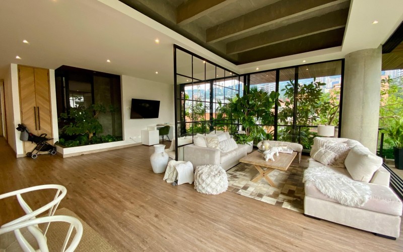 Exclusive Luxury Apartment in Medellín | 242m² | Balcony and Private Elevator