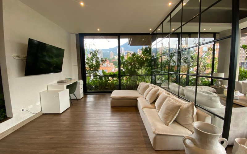 Exclusive Luxury Apartment in Medellín | 242m² | Balcony and Private Elevator