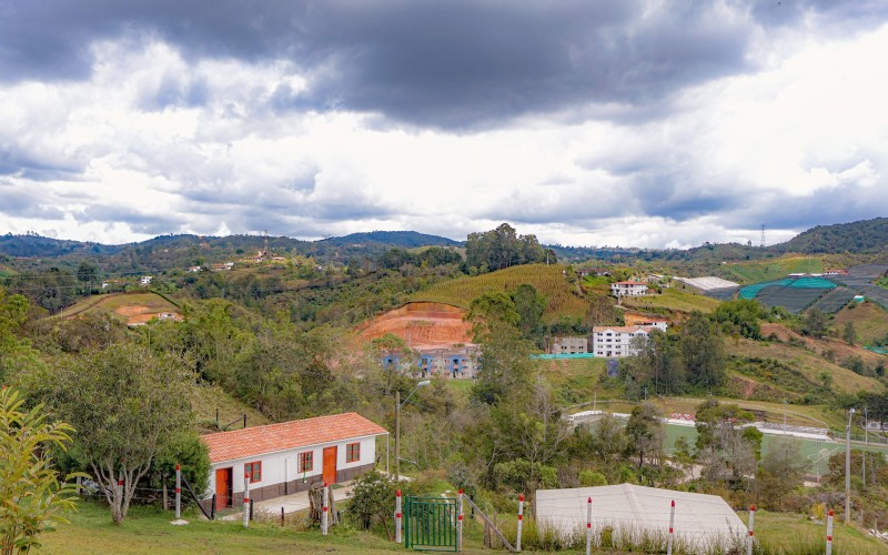 Casa - Lote en Venta