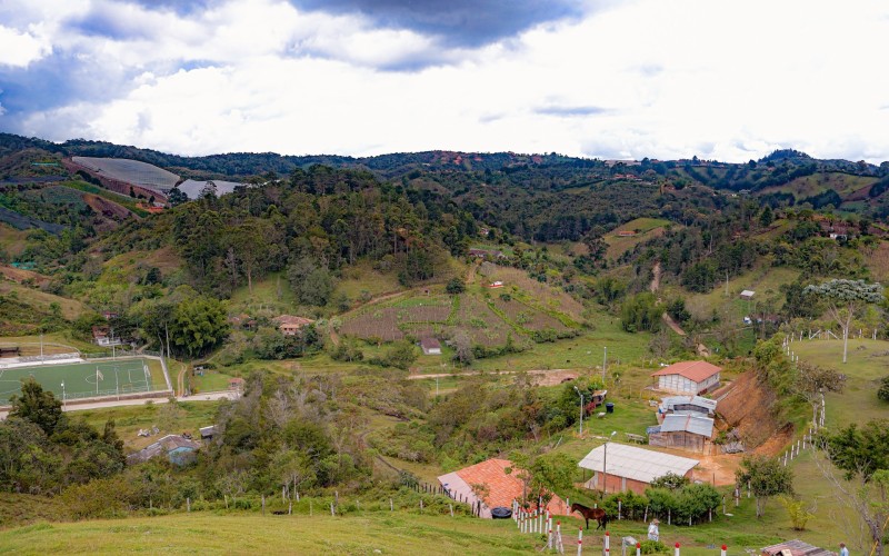 Casa - Lote en Venta