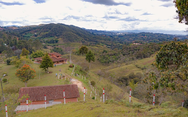 Casa - Lote en Venta