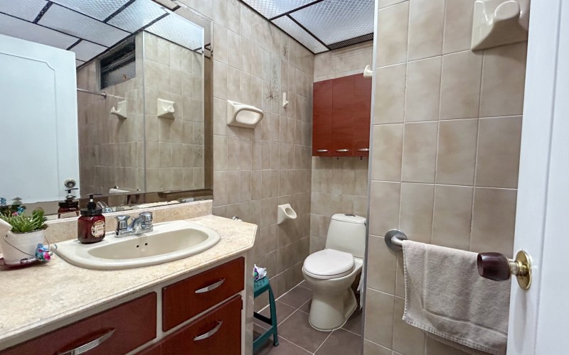 Casa amplia en Belén Alameda