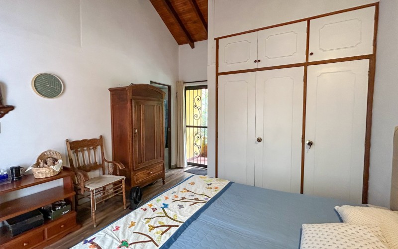Casa amplia en Belén Alameda